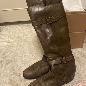 Manolo Blahnik shearling lined winter boots